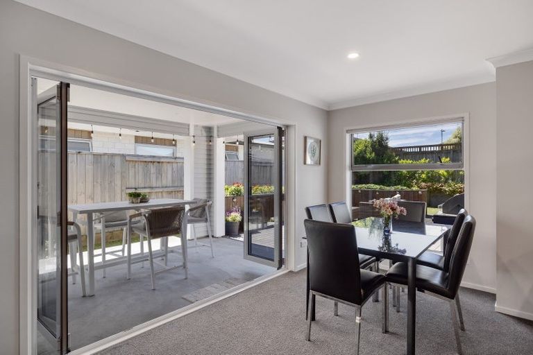 Photo of property in 19 Puhirake Crescent, Pyes Pa, Tauranga, 3112
