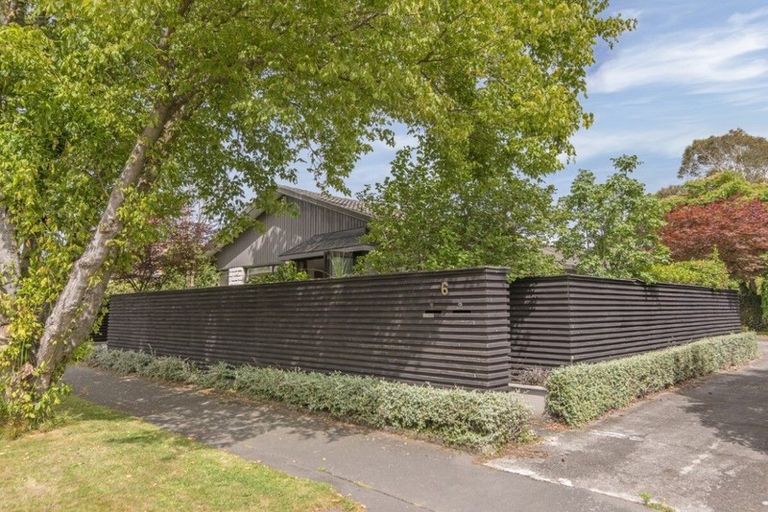 Photo of property in 1/6 Parr Place, Ilam, Christchurch, 8041