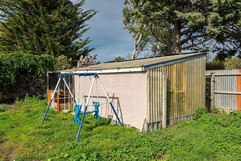 Photo of property in 7 Holmes Street, Waimate, 7924