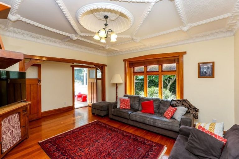 Photo of property in 42 Barriball Street, Fitzroy, New Plymouth, 4312