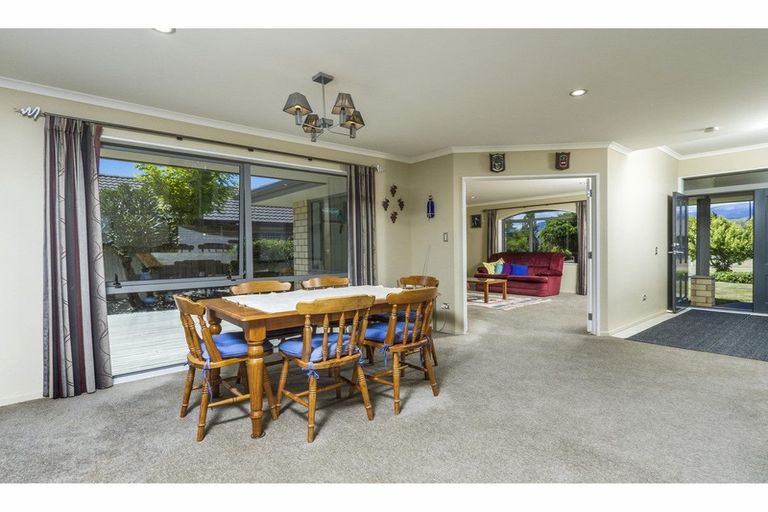 Photo of property in 14 Wanderers Avenue, Brightwater, 7022