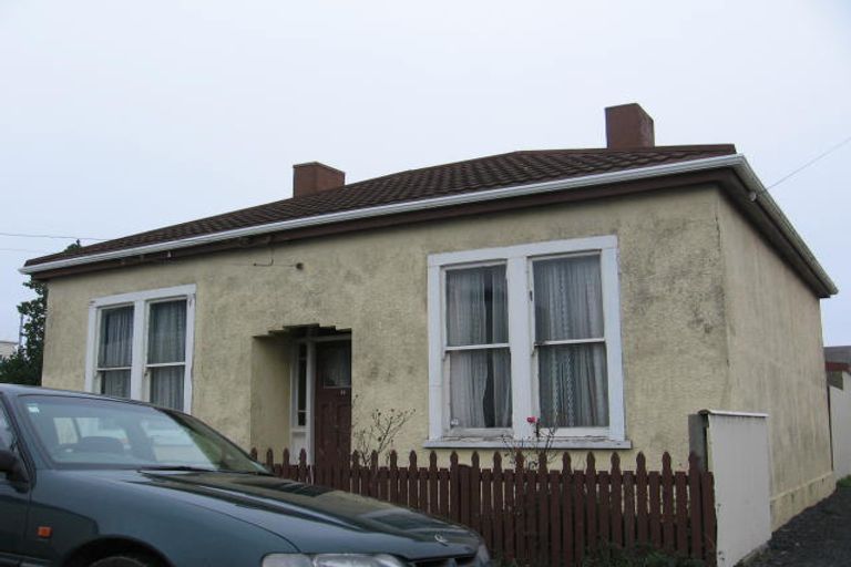 Photo of property in 11 Cutten Street, South Dunedin, Dunedin, 9012