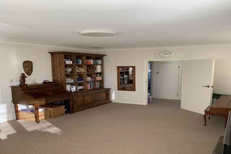 Photo of property in 60a Opaheke Road, Opaheke, Papakura, 2113