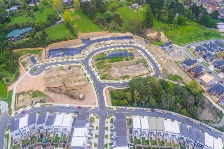 Photo of property in 53 Joseph Street, Flat Bush, Auckland, 2019