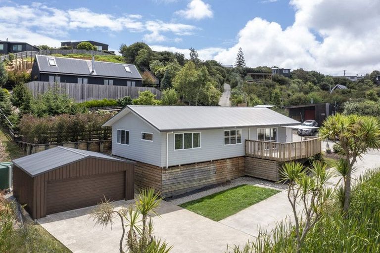 Photo of property in 22a Simon Road, Raglan, 3225