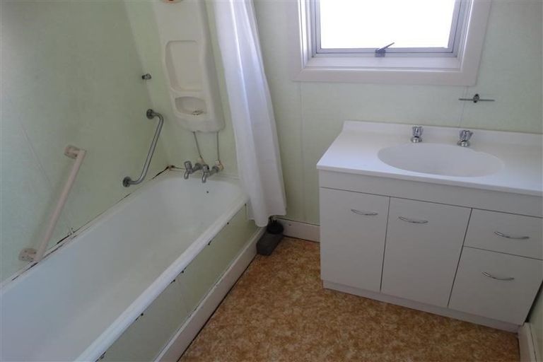 Photo of property in 28 Cambridge Street, Hampstead, Ashburton, 7700