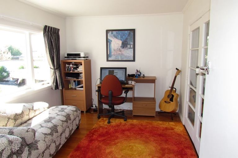 Photo of property in 1 Tararua Street, Masterton, 5810