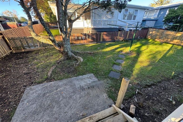 Photo of property in 147 Lancaster Road, Beach Haven, Auckland, 0626