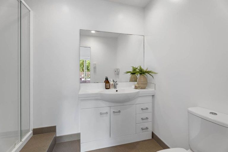 Photo of property in 11/37 Waipa Street, Birkenhead, Auckland, 0626