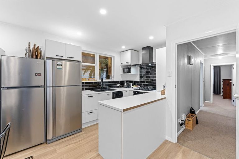 Photo of property in 16 Jordan Road, Mangere, Auckland, 2022