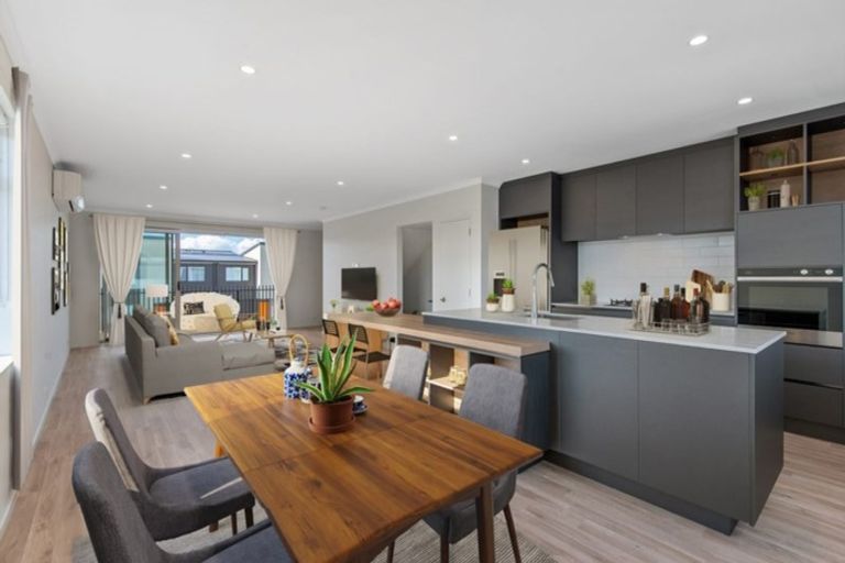 Photo of property in 22 Horo Road, Flat Bush, Auckland, 2019