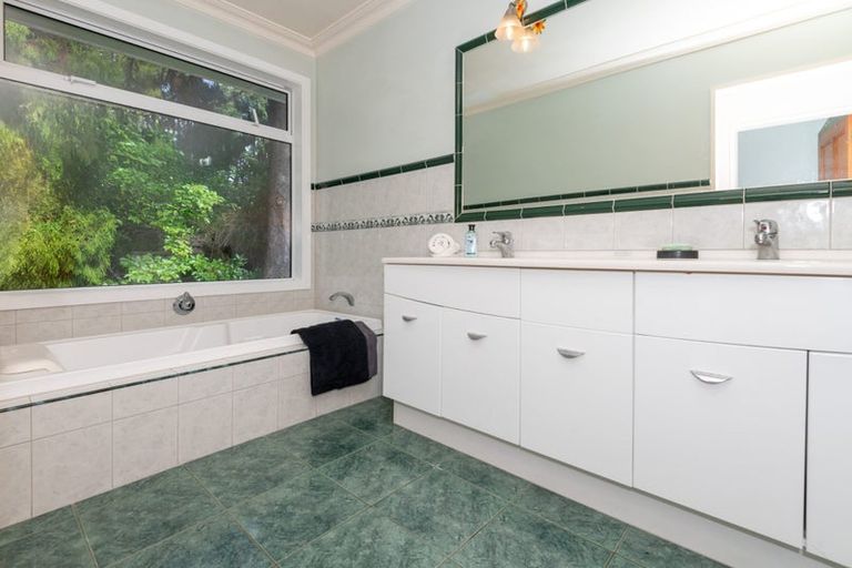 Photo of property in 28a Marlborough Street, Silverstream, Upper Hutt, 5019