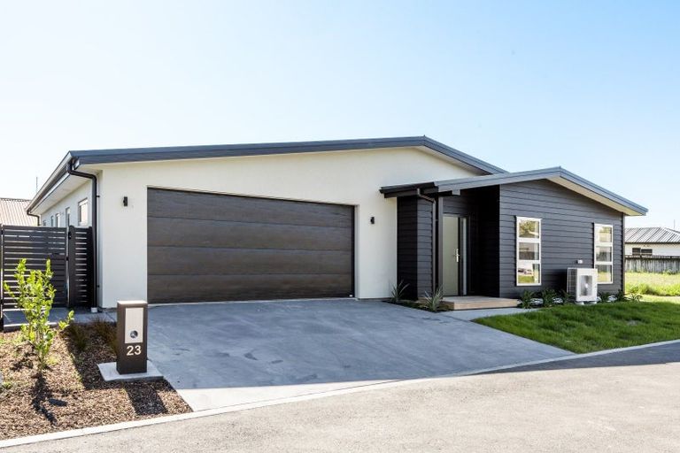 Photo of property in 23 George Yee Place, Taradale, Napier, 4112