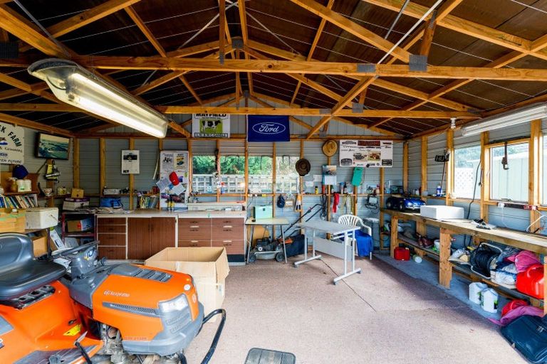 Photo of property in 651 Centre Road, Momona, Outram, 9073