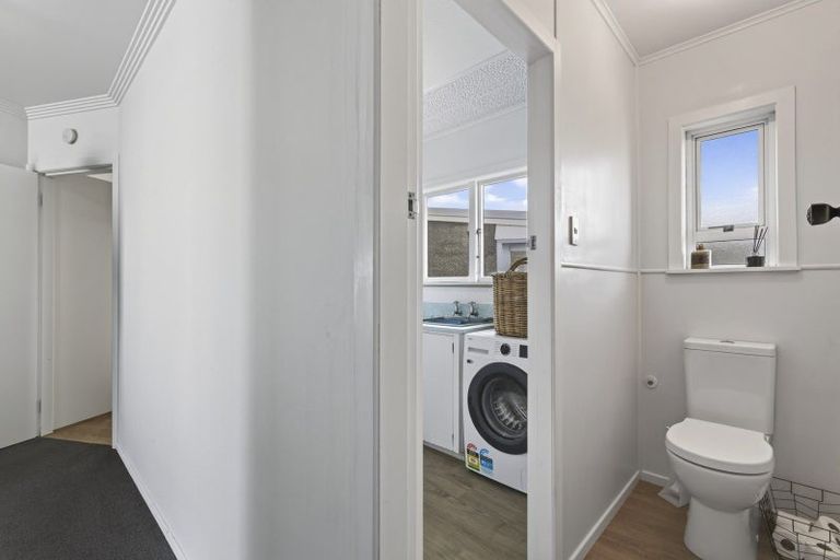 Photo of property in 3 Tay Street, Spotswood, New Plymouth, 4310