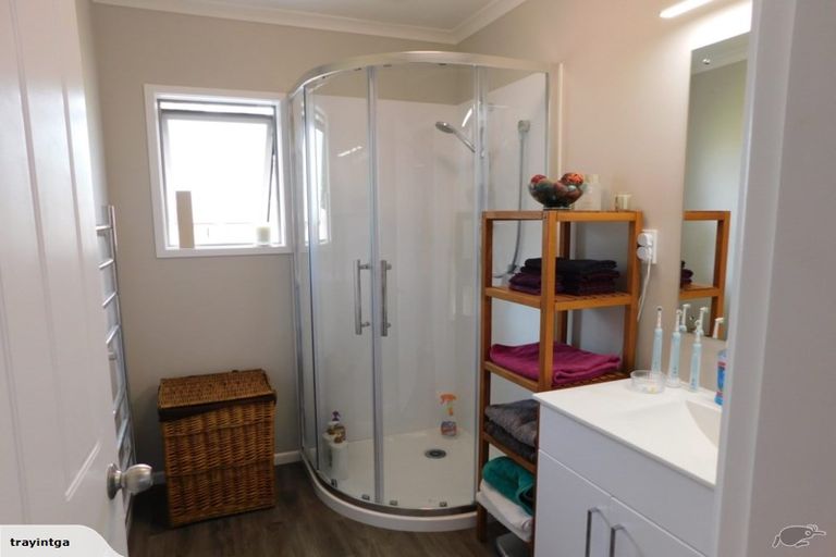 Photo of property in 76a Esmeralda Street, Welcome Bay, Tauranga, 3112