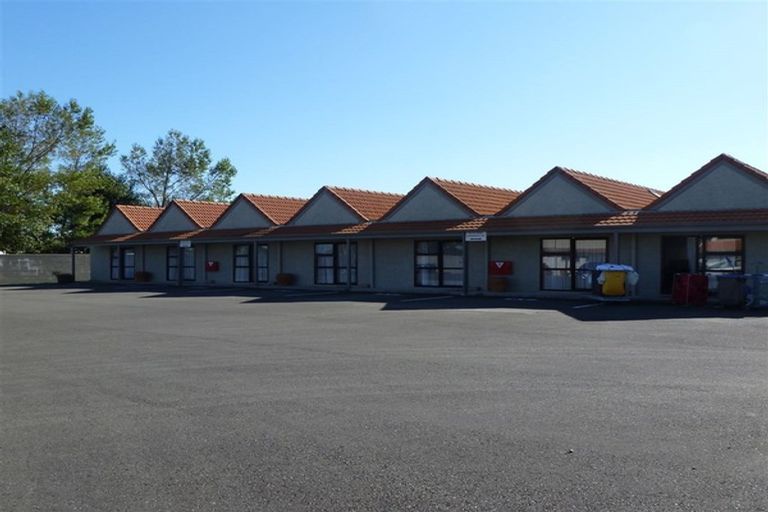 Photo of property in 665 Pioneer Highway, Highbury, Palmerston North, 4412