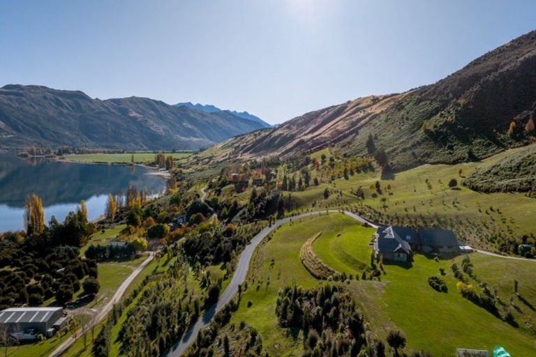 Photo of property in 354 Dublin Bay Road, Albert Town, Wanaka, 9382