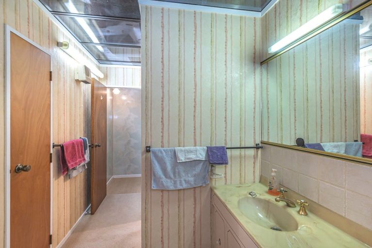 Photo of property in 220a Cambridge Street, Levin, 5510