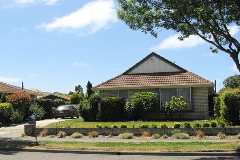 Photo of property in 46 Ansonby Street, Russley, Christchurch, 8042