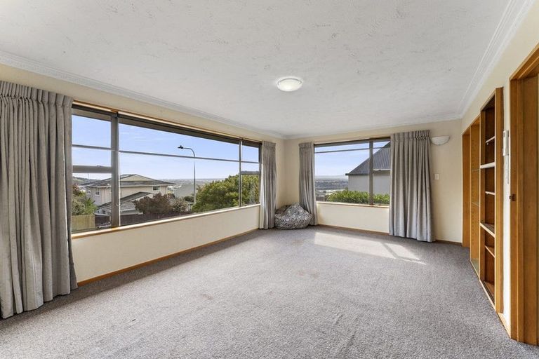 Photo of property in 1/81 Cannon Hill Crescent, Mount Pleasant, Christchurch, 8081
