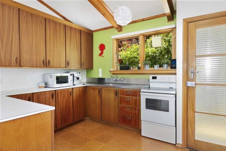 Photo of property in 29 Honeystone Street, Helensburgh, Dunedin, 9010