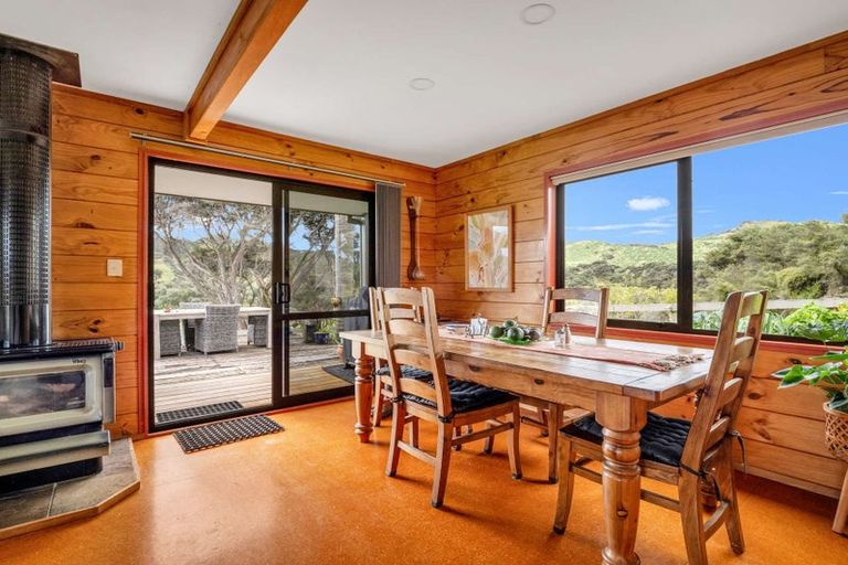 Photo of property in 487 Wilson Road, South Head, Helensville, 0874