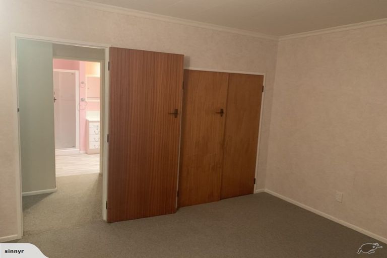 Photo of property in 20 Edwards Place, Terrace End, Palmerston North, 4410