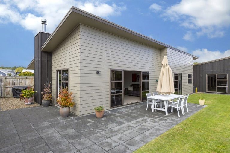 Photo of property in 22 Victoria Street, Richmond Heights, Taupo, 3330