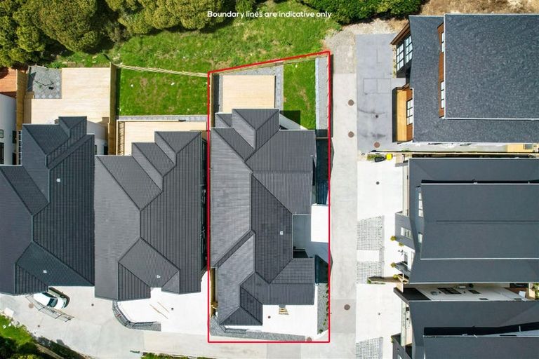 Photo of property in 1 Pae Lane, Flat Bush, Auckland, 2019