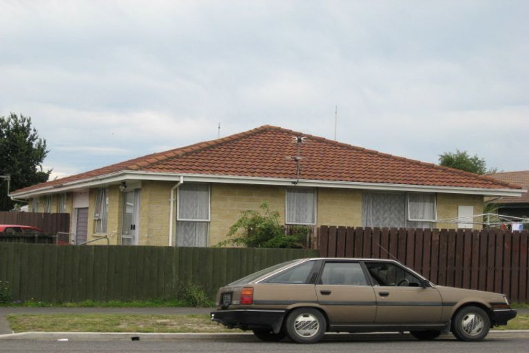 Photo of property in 2/93 Hay Street, Bromley, Christchurch, 8062