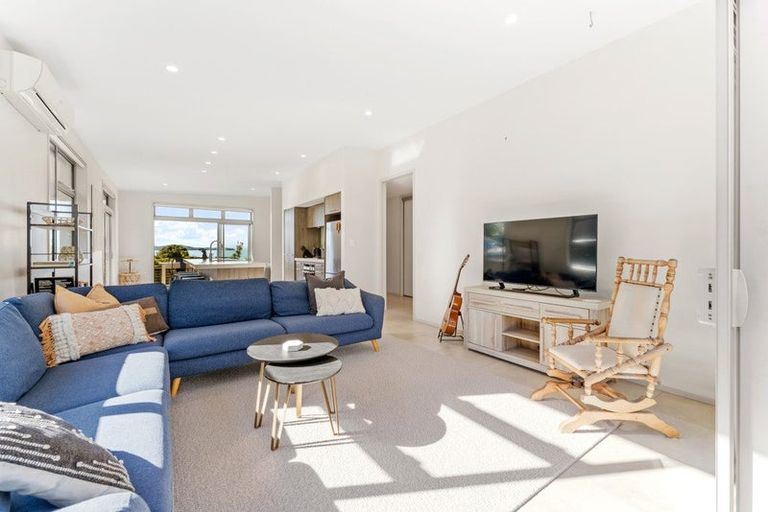 Photo of property in 14 Hampton Mews, Snells Beach, 0920