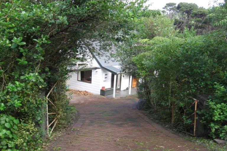 Photo of property in 43 Warner Park Avenue, Laingholm, Auckland, 0604