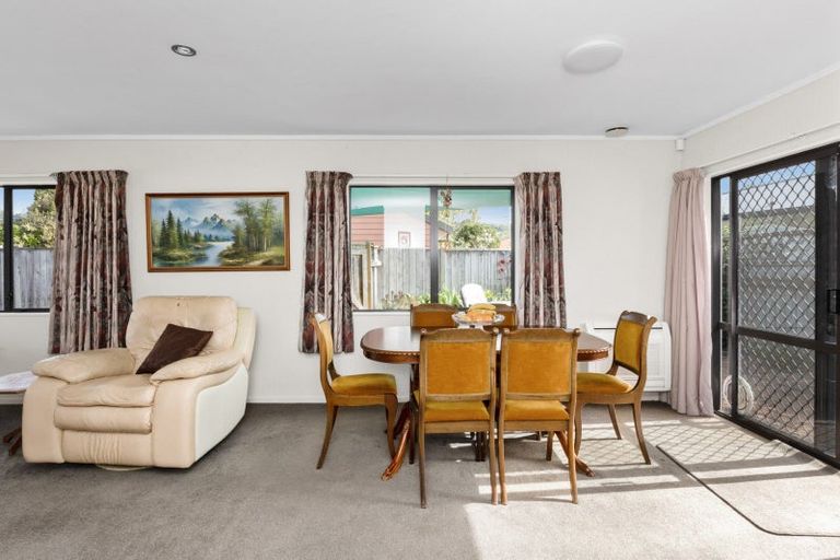 Photo of property in 18 Mission Road, Greenmeadows, Napier, 4112