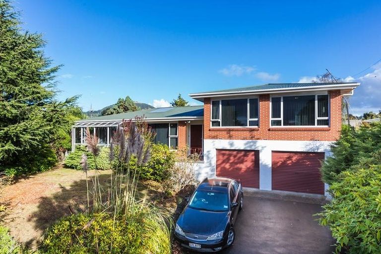 Photo of property in 16 Edith Street, Fairfield, Dunedin, 9018