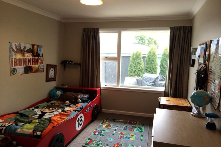 Photo of property in 14 Cherryburton Place, Shirley, Christchurch, 8013