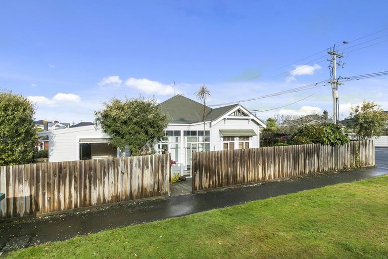 Photo of property in 2 Newport Street, Belleknowes, Dunedin, 9011
