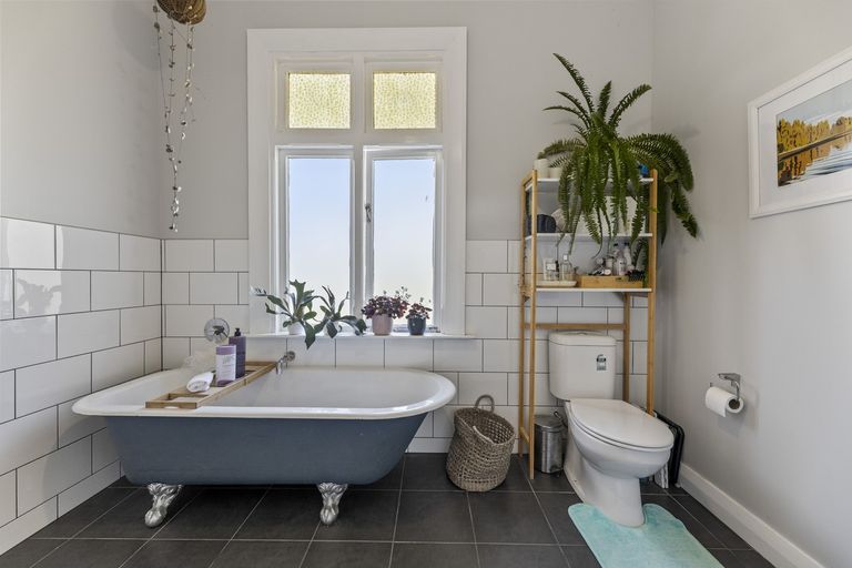 Photo of property in 15 Hugh Street, Sawyers Bay, Port Chalmers, 9023