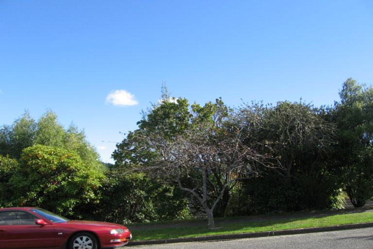 Photo of property in 18 Dowling Grove, Silverstream, Upper Hutt, 5019