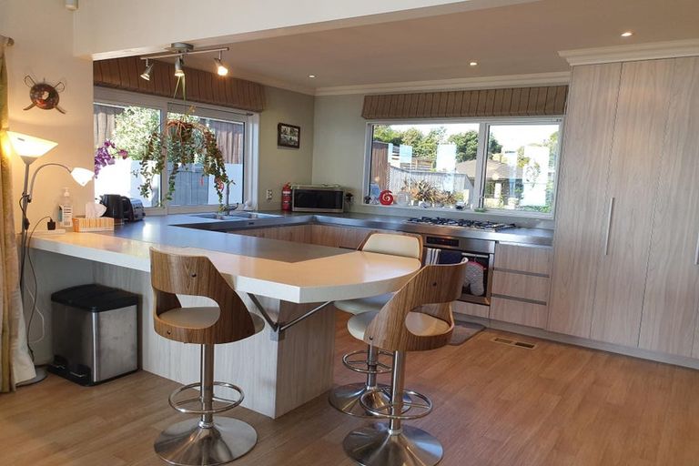 Photo of property in 155 Rosetta Road, Raumati South, Paraparaumu, 5032
