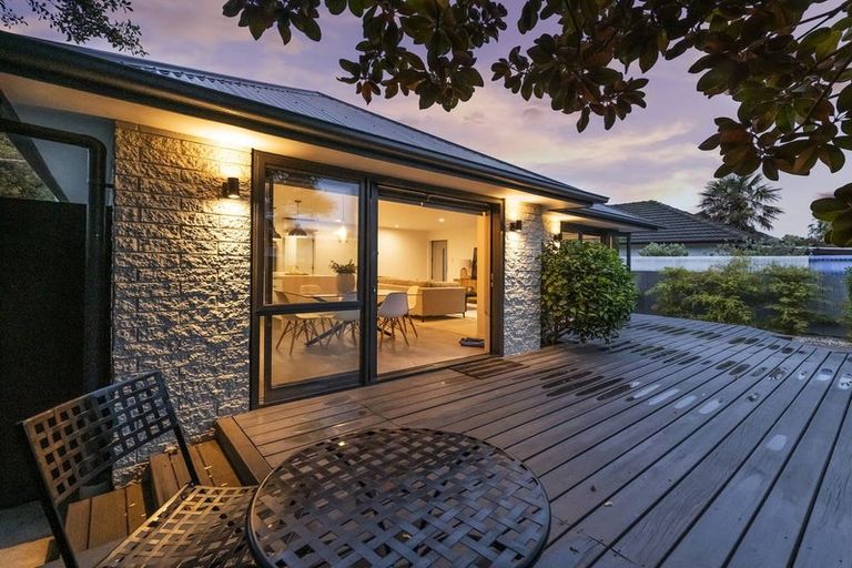 Photo of property in 17 Mooray Avenue, Bishopdale, Christchurch, 8053