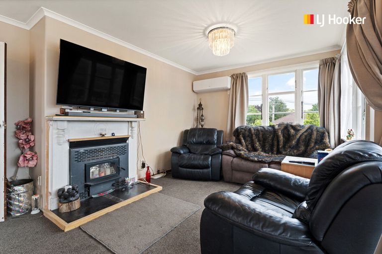 Photo of property in 16 Edinburgh Street, Green Island, Dunedin, 9018