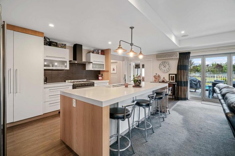 Photo of property in 12 Heaphy Court, Rolleston, 7614