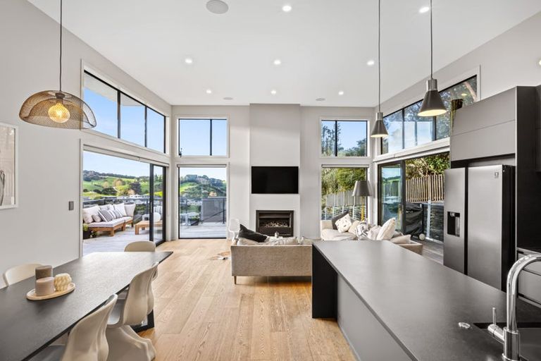 Photo of property in 21 Ariel Place, Snells Beach, 0920