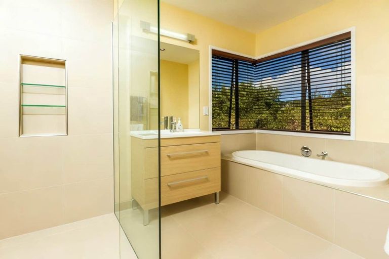 Photo of property in 1 Stitchbird Close, Murrays Bay, Auckland, 0630