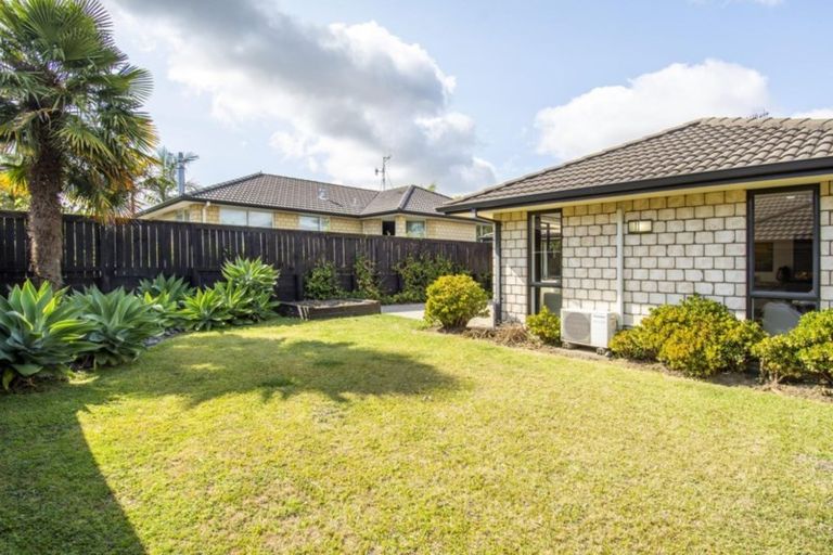 Photo of property in 15 Redhaven Place, Bethlehem, Tauranga, 3110