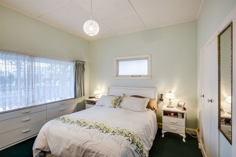 Photo of property in 5 Burness Road, Greenmeadows, Napier, 4112