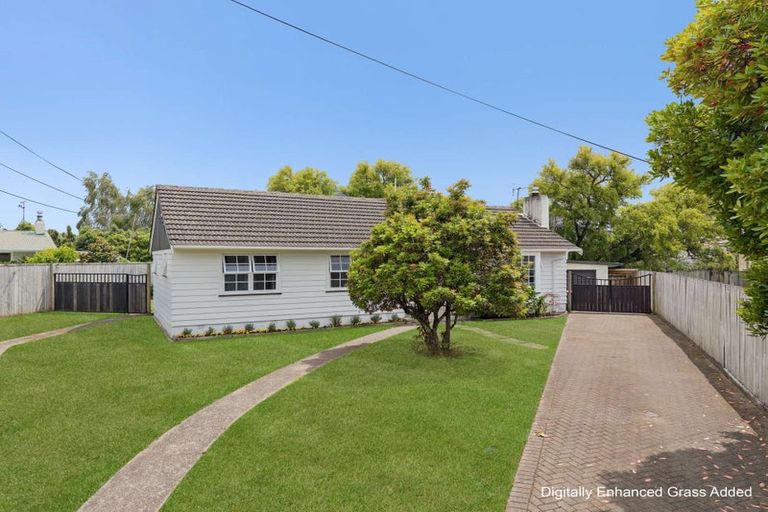 Photo of property in 10 Jarmey Place, Mangakakahi, Rotorua, 3015