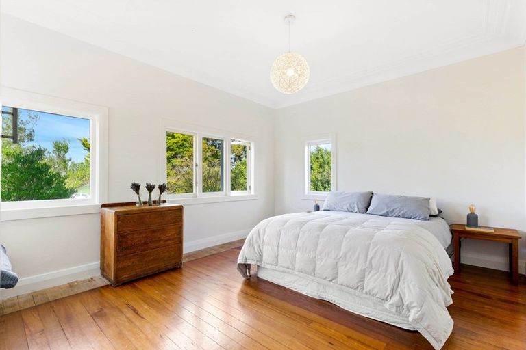 Photo of property in 70 Rimmer Road, Helensville, 0875