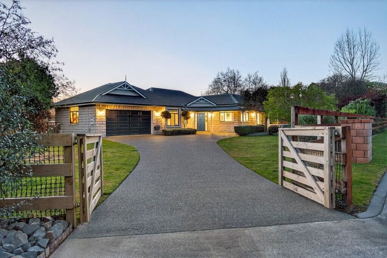 Photo of property in 15 Grace Avenue, Leamington, Cambridge, 3432